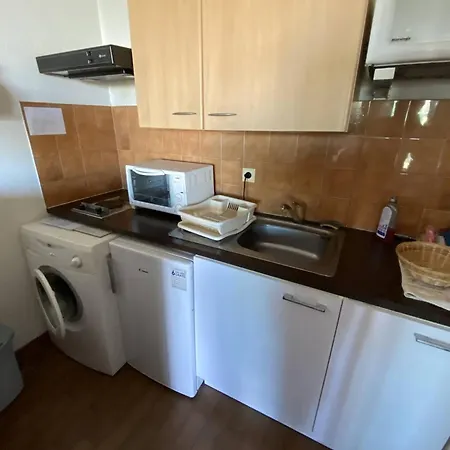 4 Pers. Au Port Avec Parking - Canet-plage - Fr-1-750-71 Apartment *