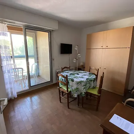 4 Pers. Au Port Avec Parking - Canet-plage - Fr-1-750-71