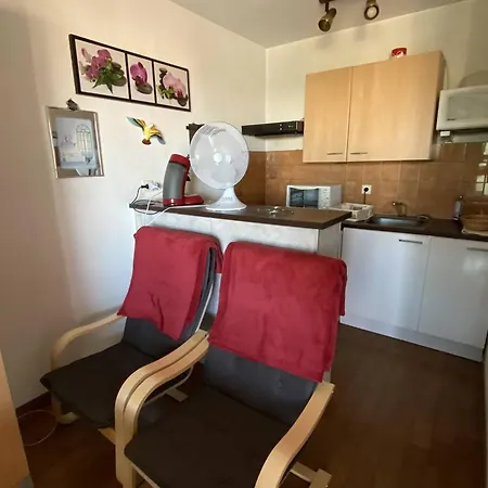 4 Pers. Au Port Avec Parking - Canet-plage - Fr-1-750-71 Apartment